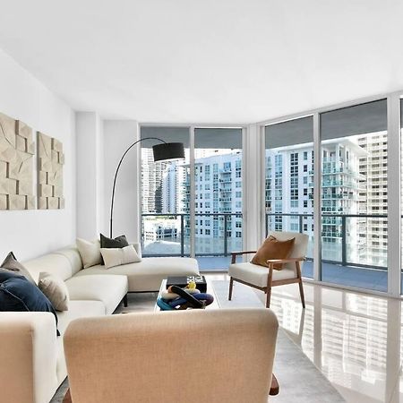 Lovely Upscale Condo Gorgeous View 2Bd 2Bath In Brickell マイアミ エクステリア 写真