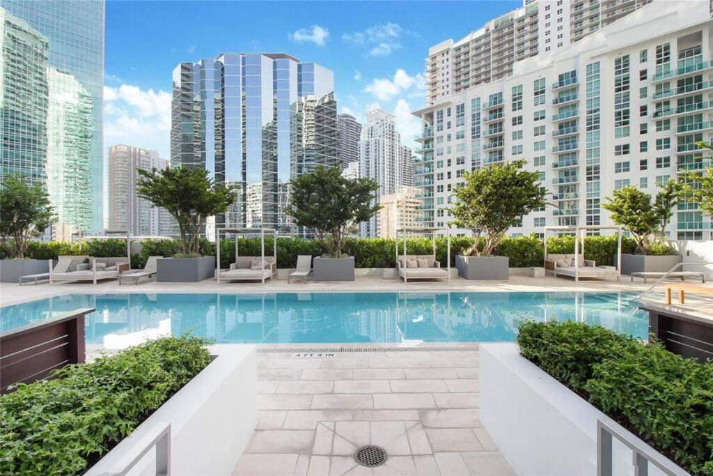 Lovely Upscale Condo Gorgeous View 2Bd 2Bath In Brickell マイアミ エクステリア 写真