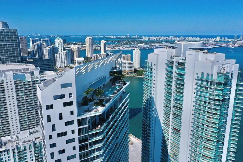 Lovely Upscale Condo Gorgeous View 2Bd 2Bath In Brickell マイアミ エクステリア 写真