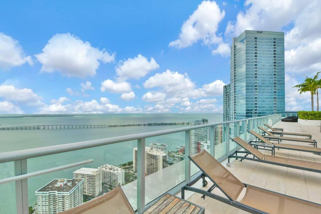 Lovely Upscale Condo Gorgeous View 2Bd 2Bath In Brickell マイアミ エクステリア 写真